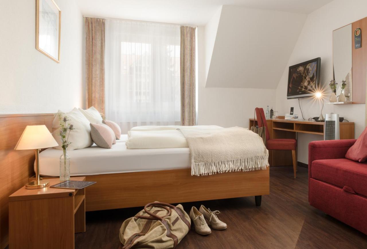 Business Hotel Boblingen-Sindelfingen Экстерьер фото